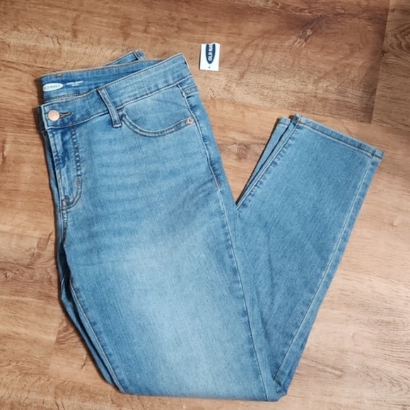 Nwt Old navy super skinny jeans size 14 long - Picture 1 of 1